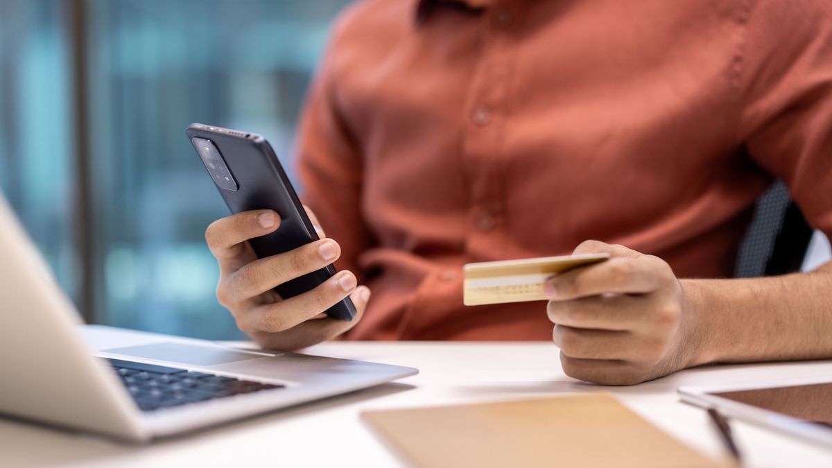 Az ország több helyén is szünetel a héten az internet-, a tévé- és a telefonszolgáltatás 