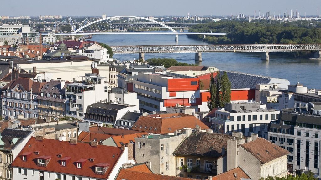 Pozsony szlovák gazdasági növekedés
tömeges elbocsátás