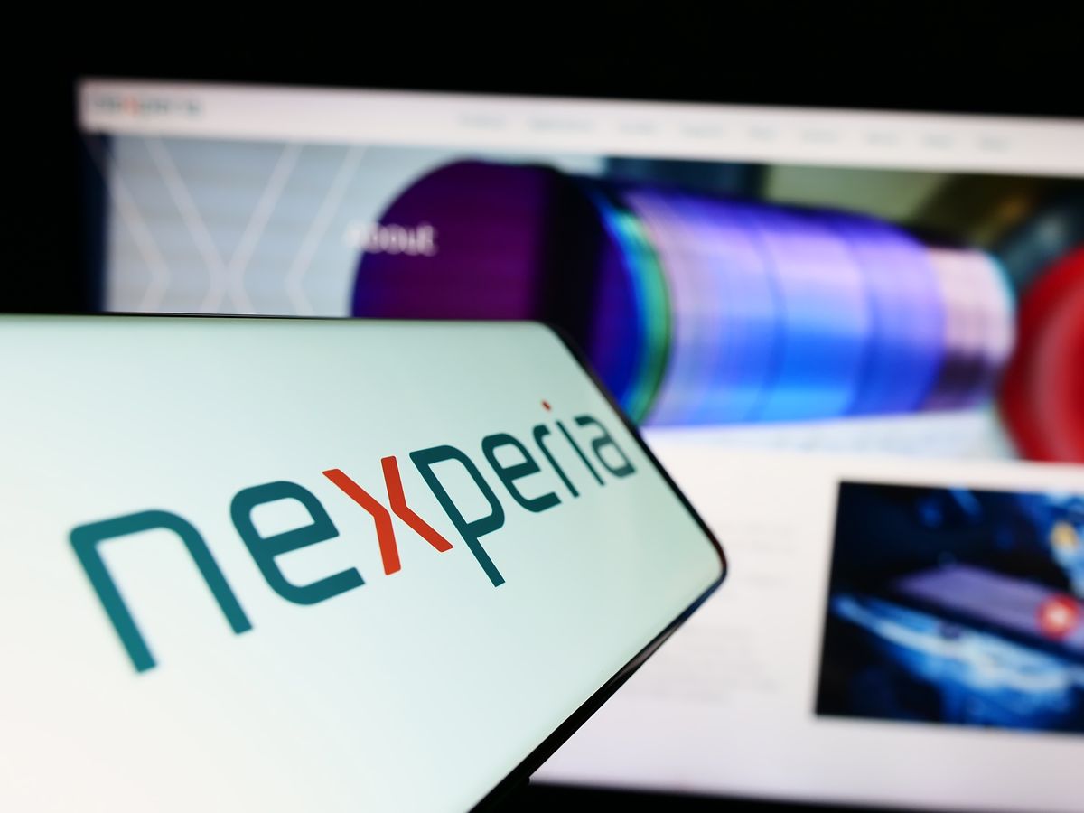 Stuttgart,,Germany,-,06-18-2023:,Smartphone,With,Logo,Of,Semiconductor,Company Nexperia