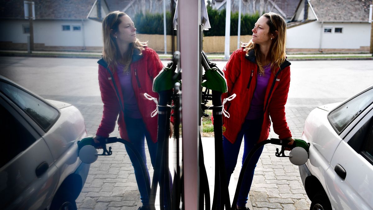 Üzemanyagárak: a miniszterelnök bejelentést tett, kijött, hogy mennyire fáj majd a tankolás 