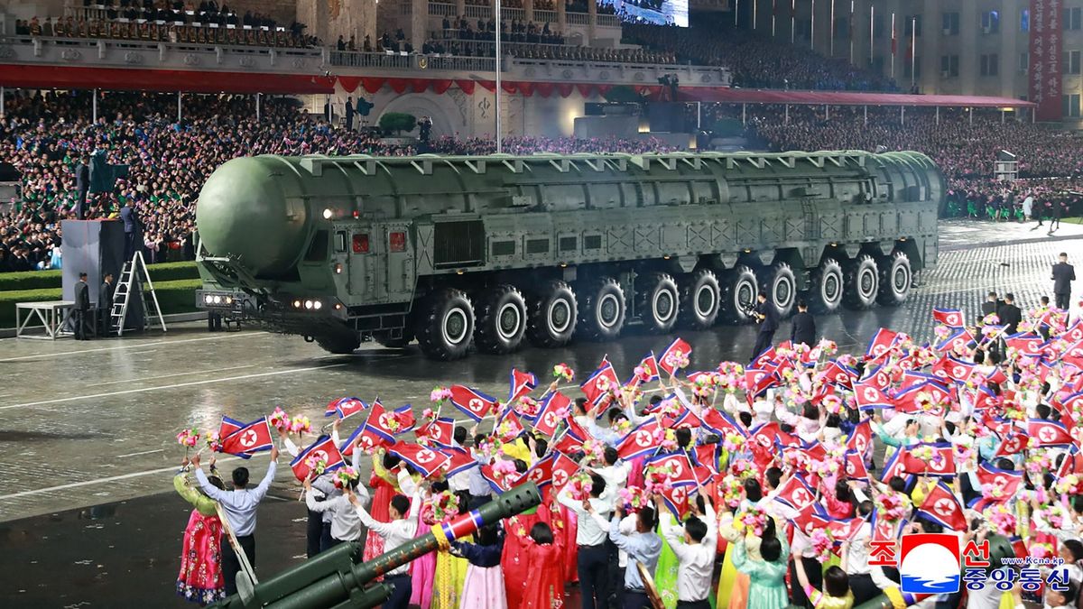 Észak-Korea, rakéta, Hwasong-20