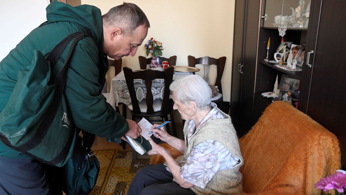 Kiderült, mikor érkezik a teljes, 14. havi nyugdíj – több millió honfitársunk örülhet 