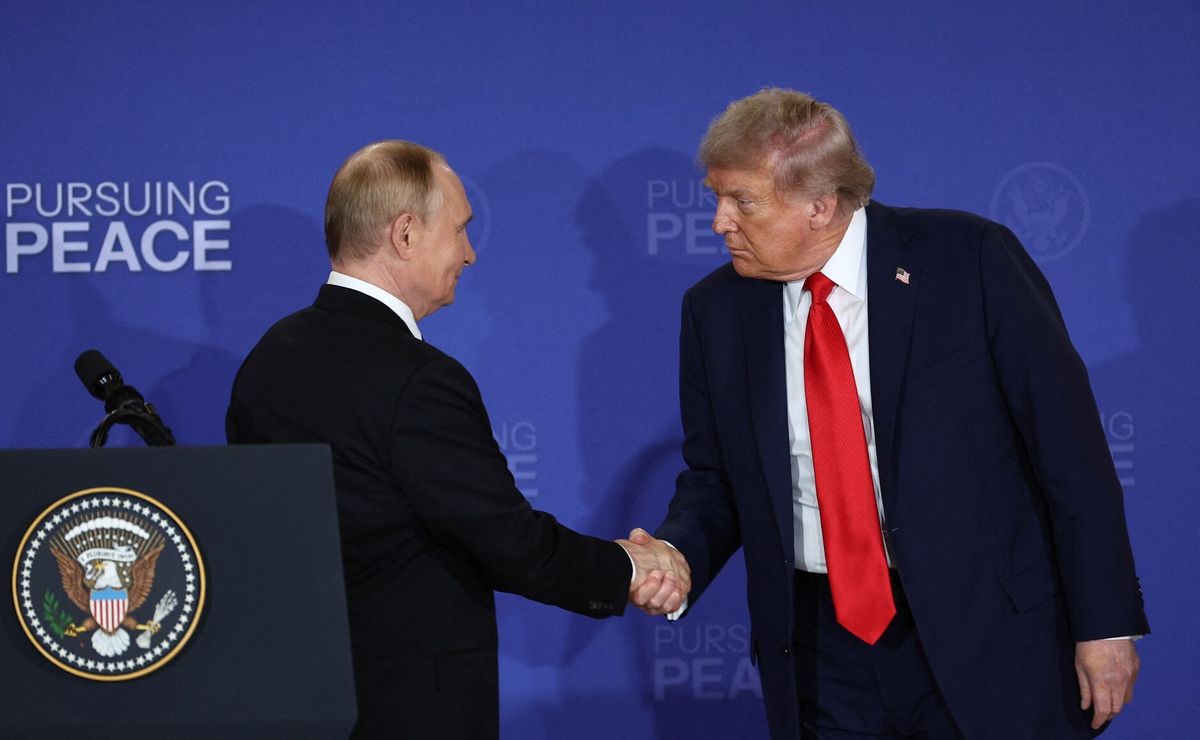 budapest Trump and Putin hold joint press conference in Alaska after summit Vlagyimir Putyin