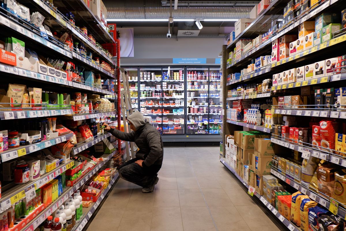 Budapest,,Hungary,-,February,6,,2023:,Almost,Empty,Food,Supermarket