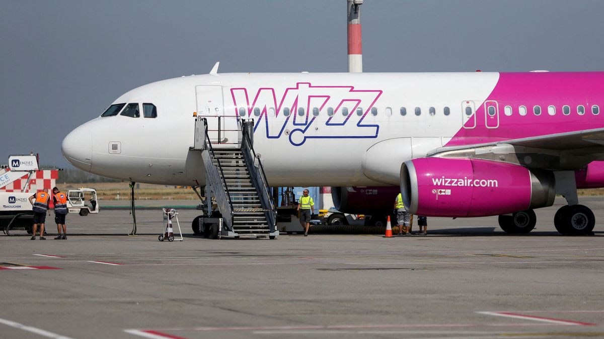 Wizz Air's aircraft is parked on the tarmac at Ferenc Liszt International Airport in Budapest