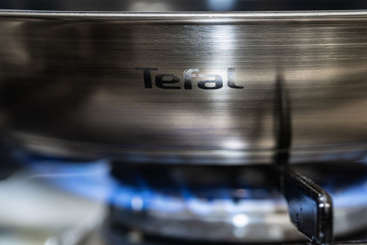 tefal Lviv,,Ukraine,-,August,16,,2025:close-up,Of,A,Tefal,Pan