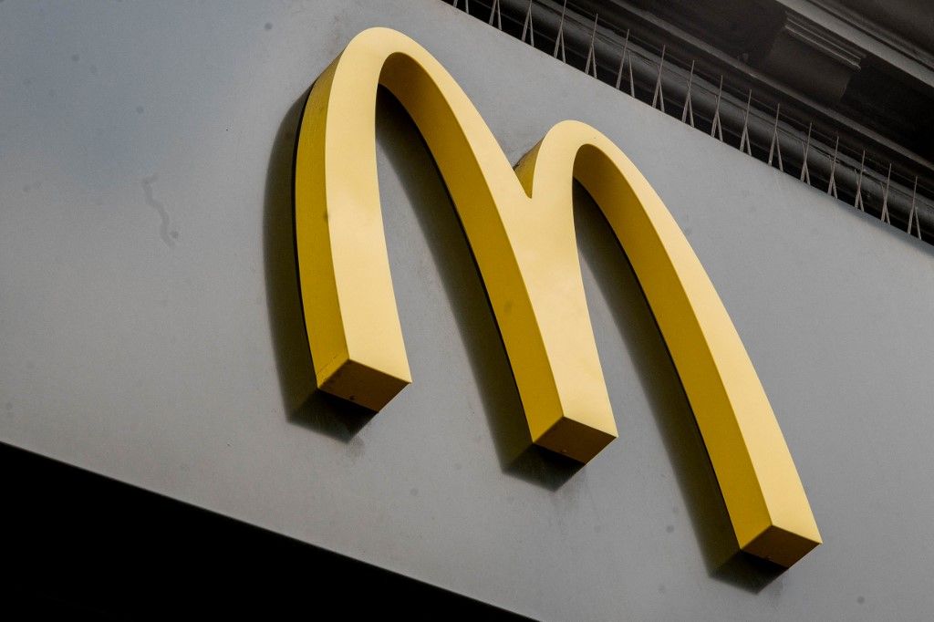 Szép csendben megnyílt Magyarország legújabb McDonald's étterme Százhalombattán: mindenki egy másik amerikai gyorsétteremláncra figyelt