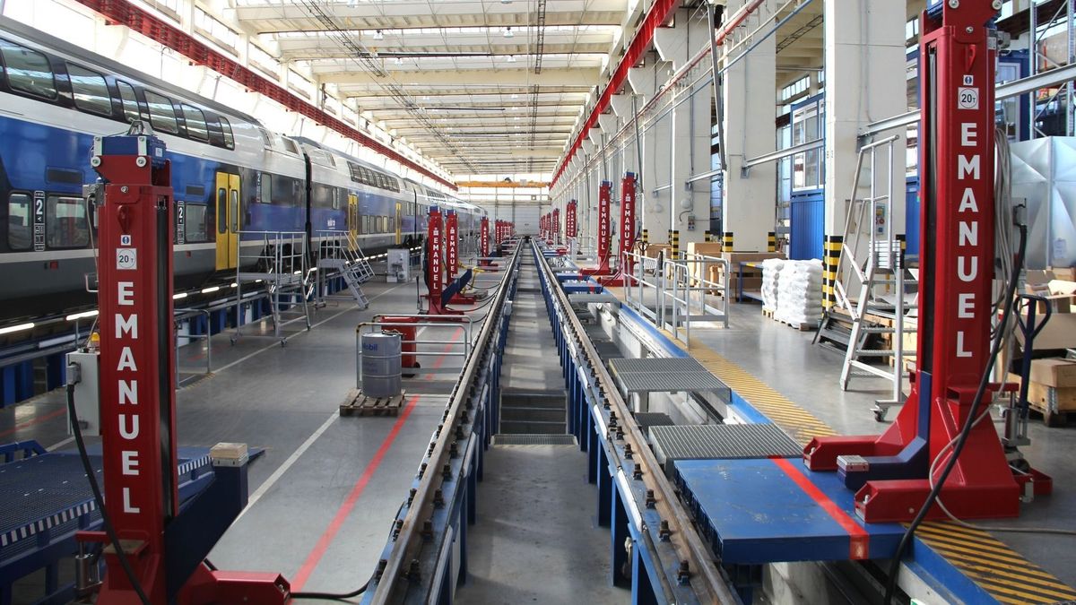 DJJ, vasút, vonat, gyár, Dunakeszi Járműjavító
MÁV