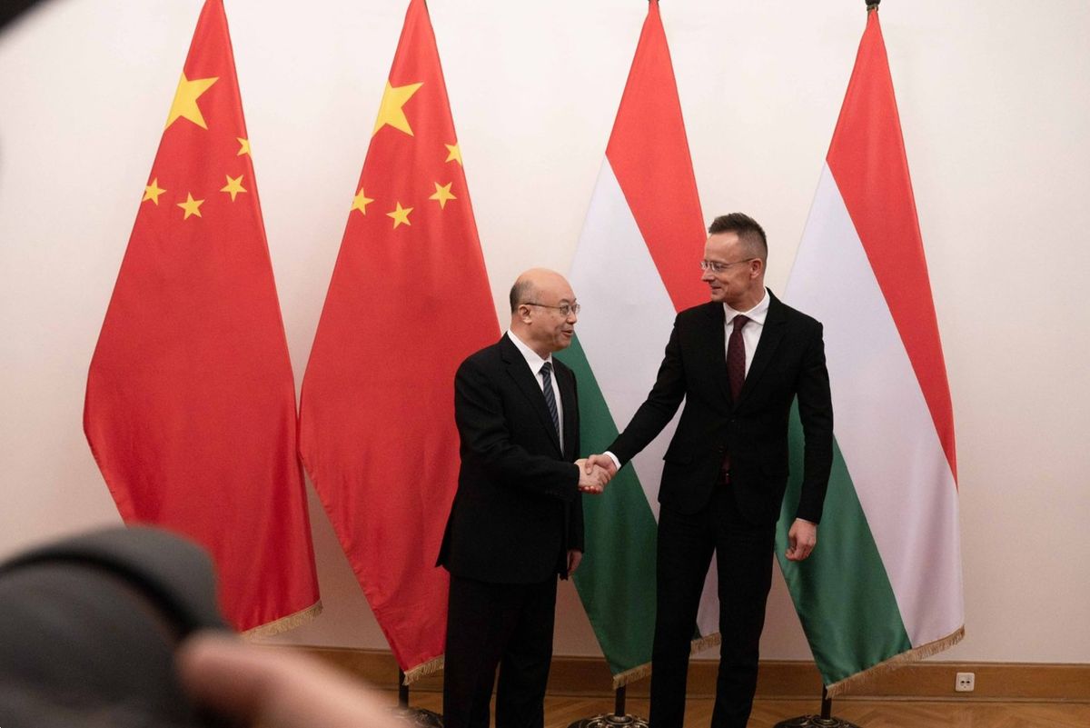 kína, kormány, gazdasági, szijjártó péter, külügy, miniszter