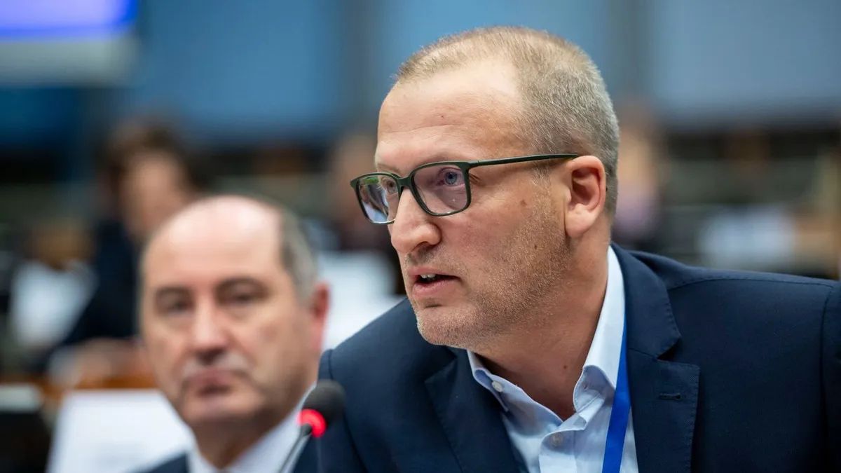 Itt a politikai atombomba: egy új felvételen Tarr Zoltán arról beszél, hogy a Tisza kórház-és iskolabezárásokra készülhet