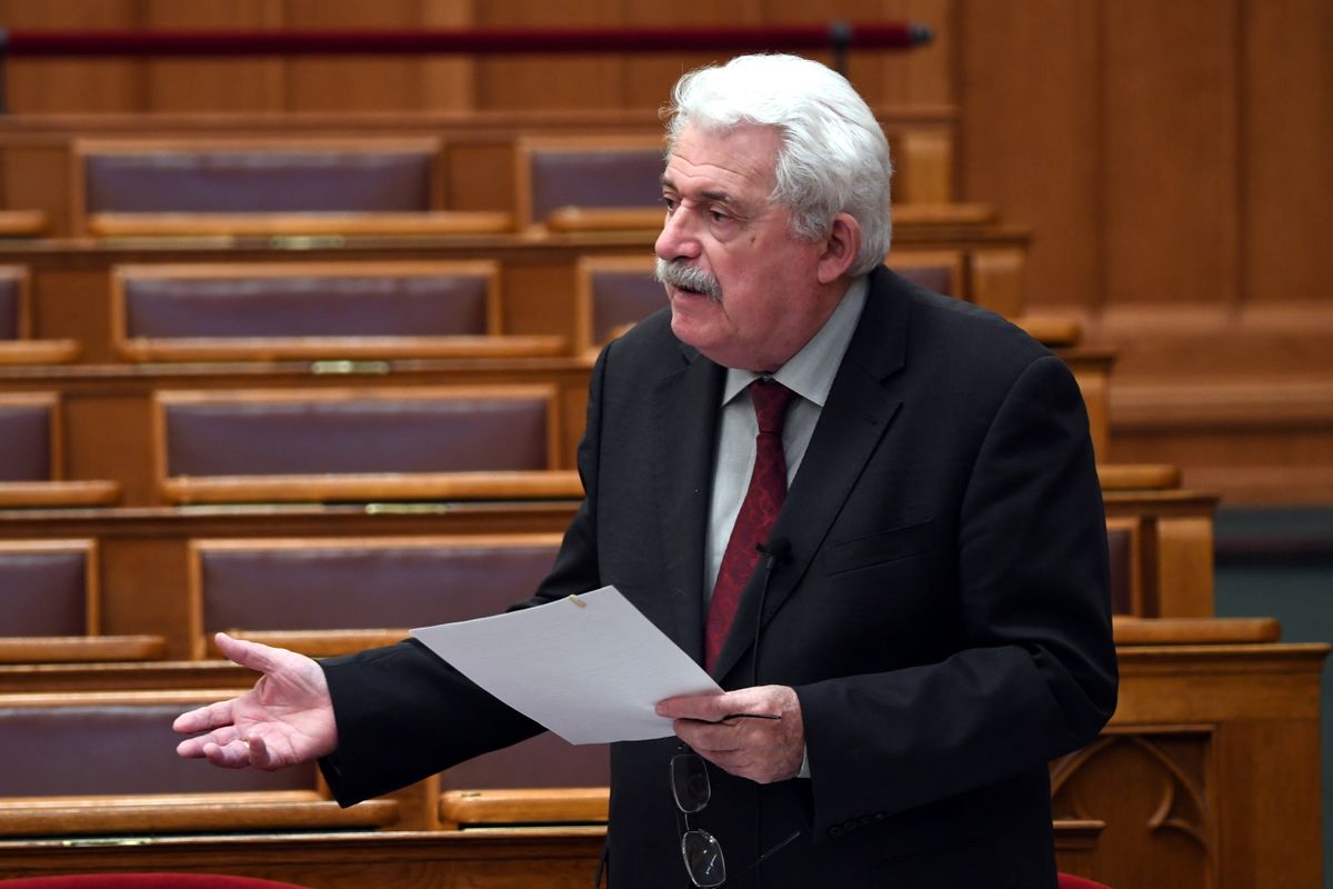 Fónagy János a parlamentben: a kormány megmenti a Dunakeszi Járműjavítót 