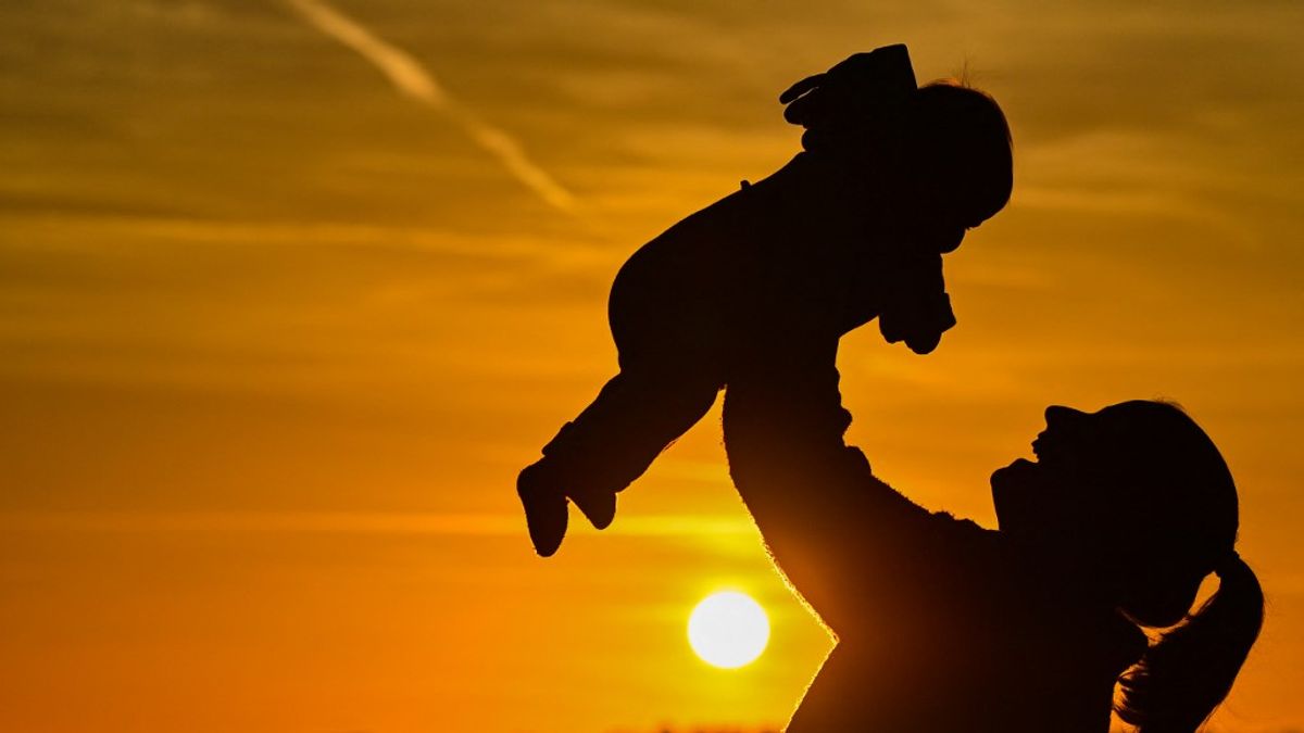 Igazi büntetés: nagyon sokat vesztenének a családok a Tisza Pártnak készült baloldali megszorítócsomaggal 