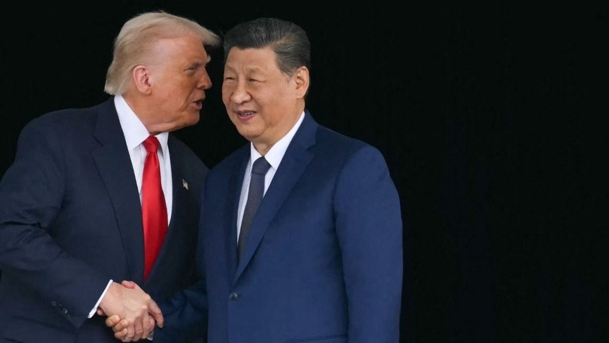 Véget ért Trump és Hszi Csin-ping történelmi tárgyalása: az amerikai elnök az Air Force One fedélzetén árulja el a világnak, miről állapodott meg Kínával – élő tudósítás 