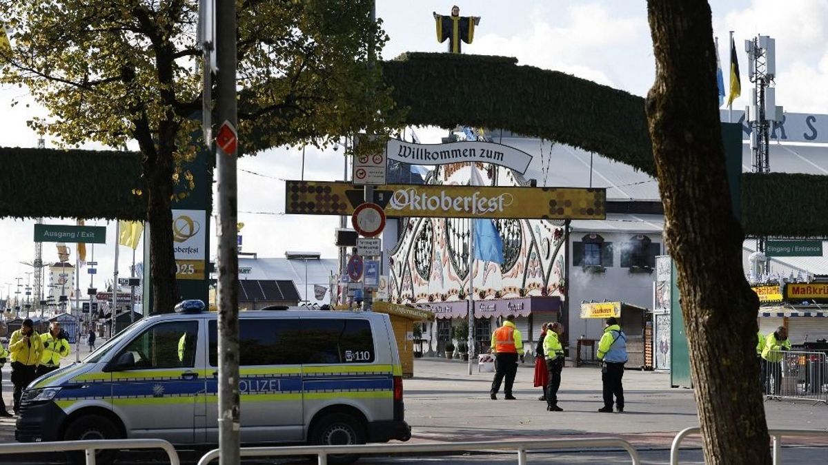 Lőttek az Oktoberfestnek Münchenben: eluralkodott a terrortól való félelem, biztonsági erők vették körbe a fesztivál területét - fotógaléria a rendkívüli helyzetről