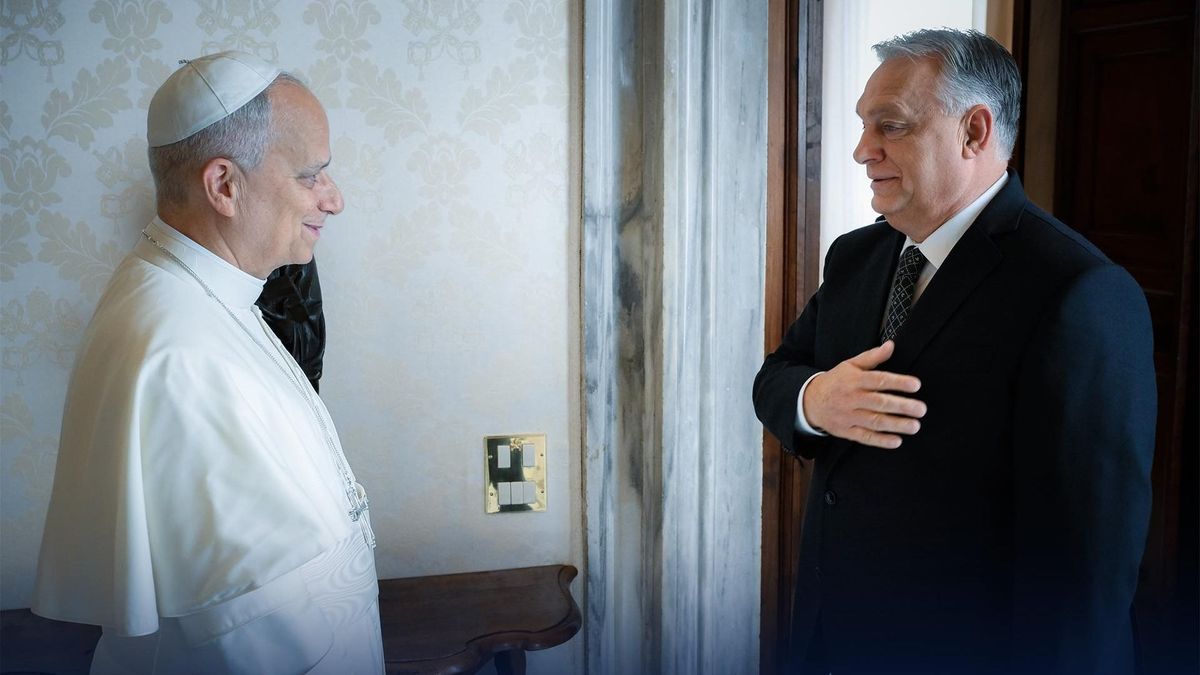 Itt az első hivatalos fotó Orbán Viktorról és XIV. Leó pápáról