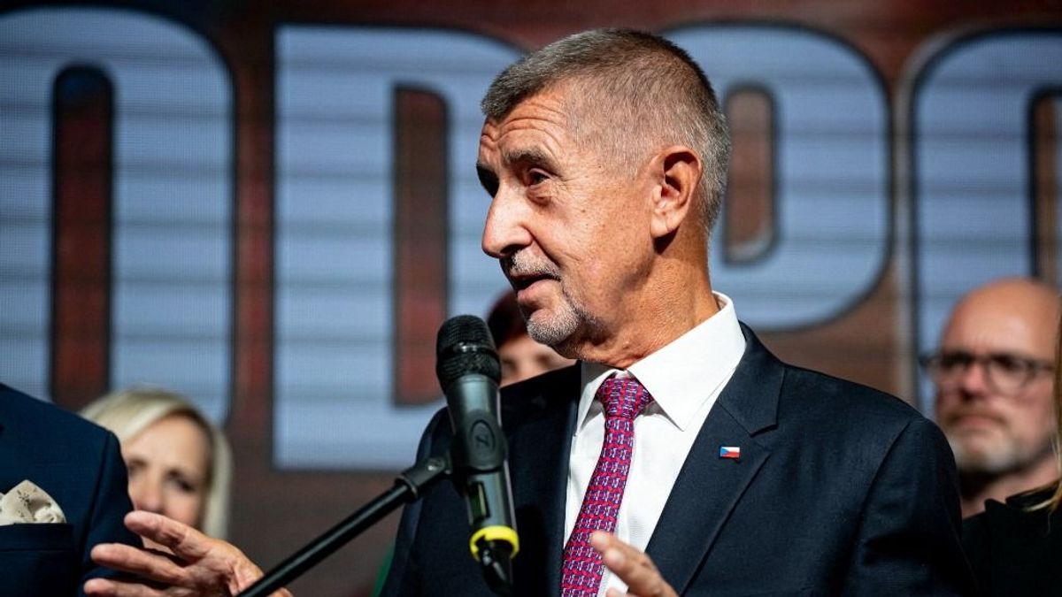 Cseh választások: Babis kizárta az EU-ból való kilépést, és támogatja a NATO-tagságot, viszont kérdőjeles az ukrán fegyverszállítás 