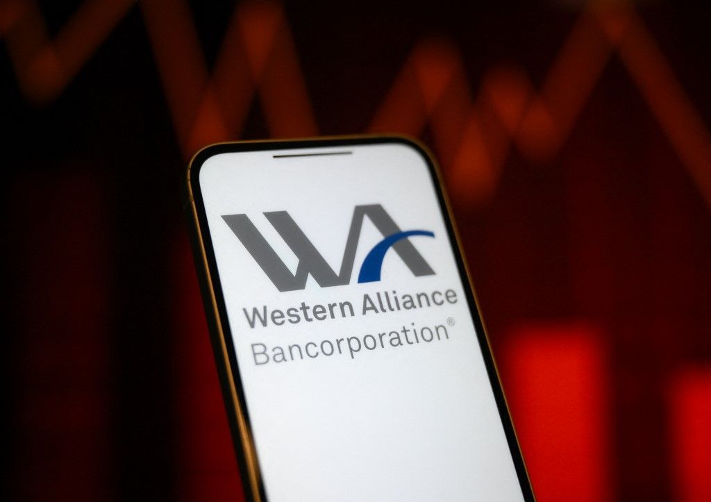 forint Concerns Over American's Banking Sector Remain After SVB Collapse