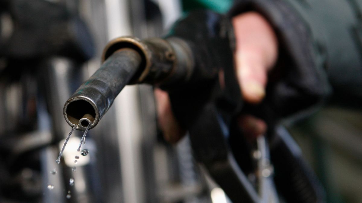 tankolás, benzinkút, benzin