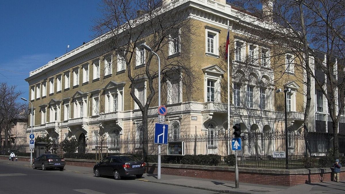 Megszólalt Oroszország magyarországi nagykövetsége a vagyonbefagyasztásról: „megvan a megfelelő arzenálunk, célzottan fogunk cselekedni"