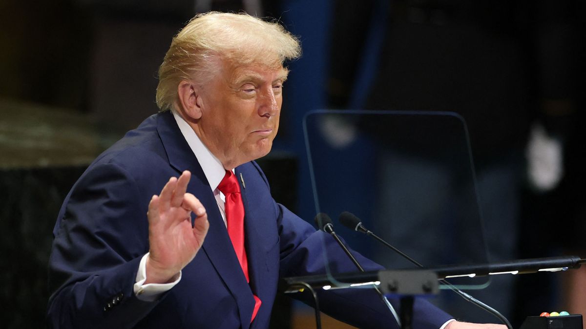 Sztárparádé Sarm-es-Sejkben: Trump, Costa és még a brit miniszterelnök is kiveszi a részét az Izrael-Hamász túszcseréből