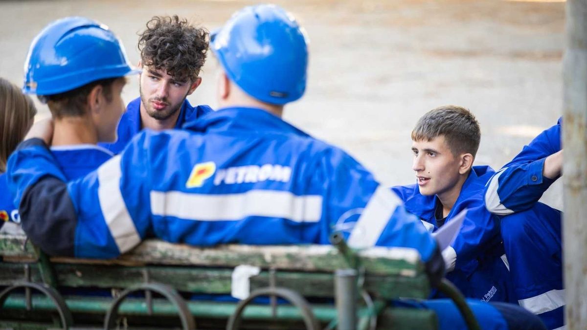 Ezrével rúgja ki a dolgozóit Ausztria egyik legnagyobb cége: óriási a baj Romániában