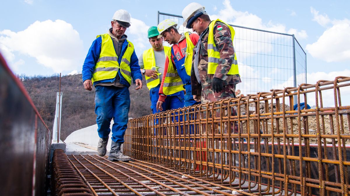 Minimálbér, garantált bérminimum 2026: megtörtént az áttörés, jön a végleges bejelentés, mennyivel emelik a fizetéseket jövőre – sokan meg fognak lepődni 