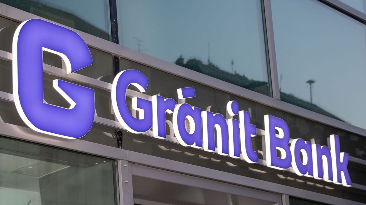 Budapest,,Hungary,-,July,31,,2025: gránit,Granit,Bank,Logo,Or