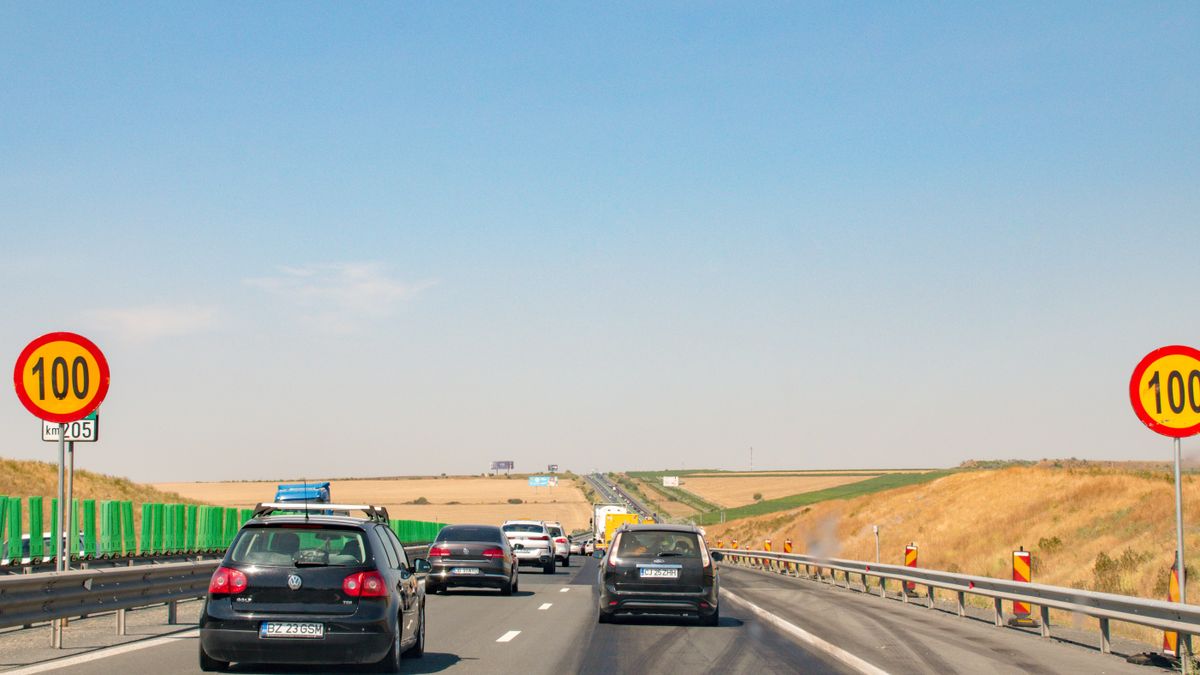 Elege van a kormányból, kivonulna az országból az olajipari óriáscég: 1400 benzinkút sorsa dől el Romániában 