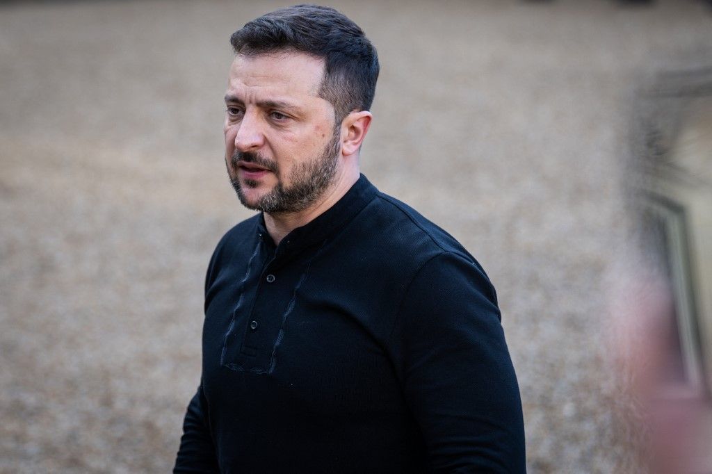 FRANCE-POLITICS-MEETING-EMMANUEL-MACRON-ELYSEE-PALACE-VOLODYMYR ZELENSKY Zelenszkij bejelentést tett az amerikai béketervről – kulcspillanathoz ért az orosz-ukrán háború