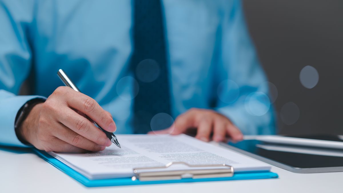 Váratlan bejelentést tett Magyarország egyik legnagyobb bankja: sok tízmilliárdos üzletet kötött az állammal – erre kellenek a visszavásárolt részvények 