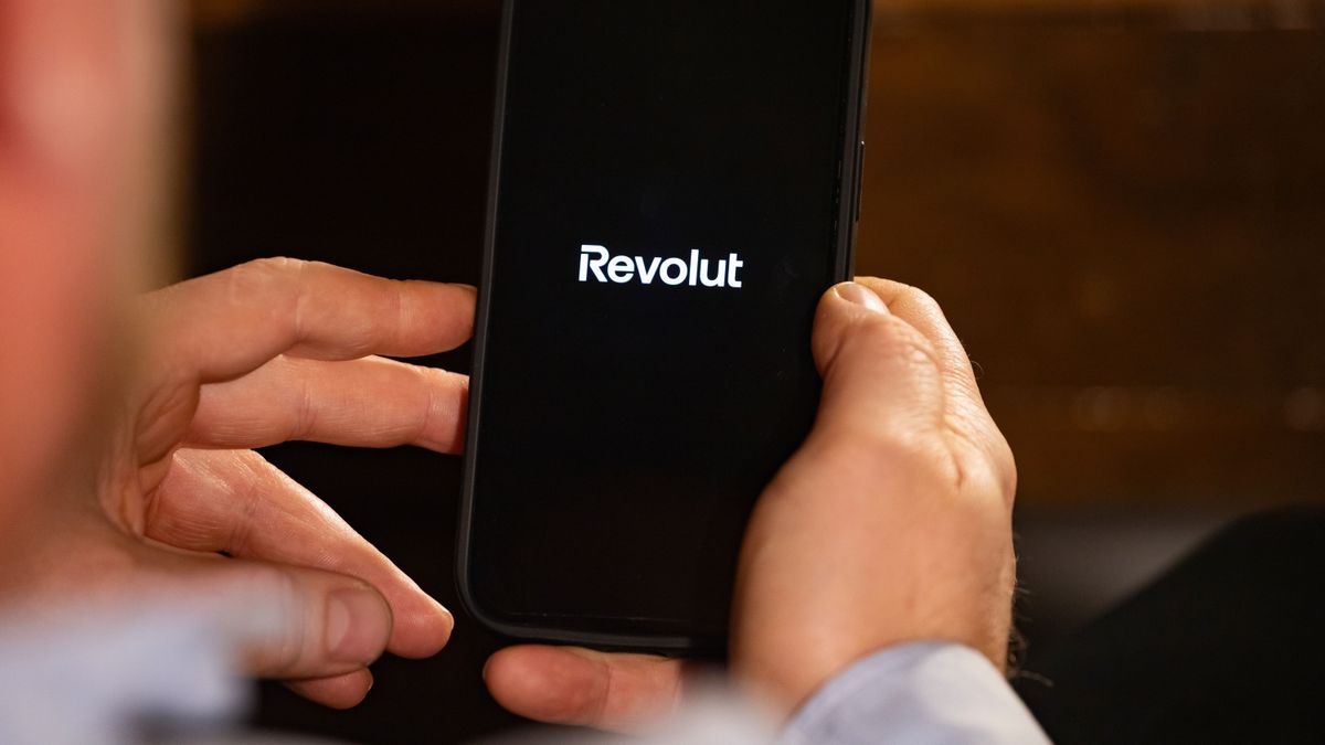 fintech, Revolut