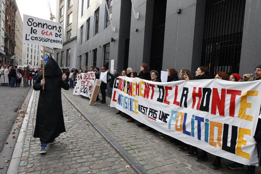 Sztrájk kezdődött Belgiumban leállnak a vonatok, a repülőgépek és az iskolák: 10 milliárd eurós megszorítást akar átverni a lakosságon a kormány