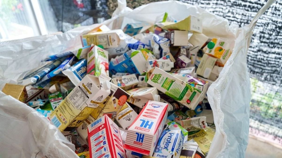 Megkezdődik a tej és a gyümölcslé dobozainak visszaváltása Magyarország közvetlen szomszédjában: ennyit fizetnek értük darabonként – megkérdeztük a Mohu-t, betétdíjas lesz-e nálunk is 