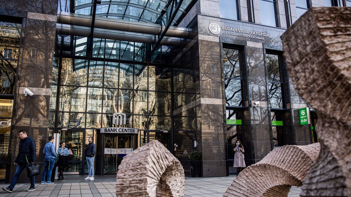 Forintárfolyam: valami bámulatos történik a világban, ne üljünk fel – a magyar állampapír főszereplő 