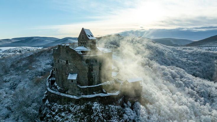 Lehullott az első hó, képeken a fehér táj