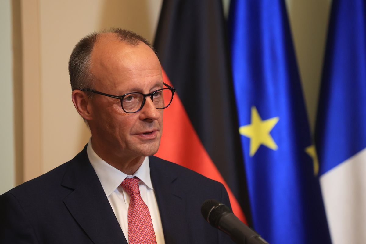 Friedrich Merz kancellár: máris korai bukásáról cikkeznek, pedig a töredékét kormányozta szintén korán távozott elődjének
