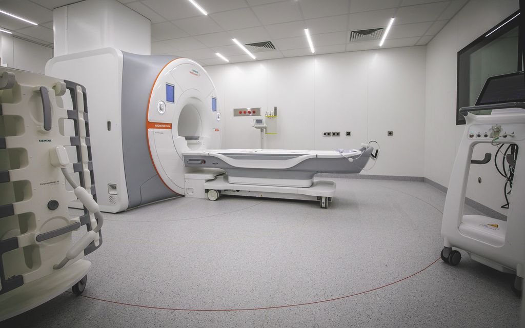 2025.11.17. Budapest
Semmelweis Egyetem Városmajori Szív- és Érgyógyászati Klinika új Diagnosztikai és Terápiás Központjának átadása.

foto: Vémi Zoltán VZ
MW