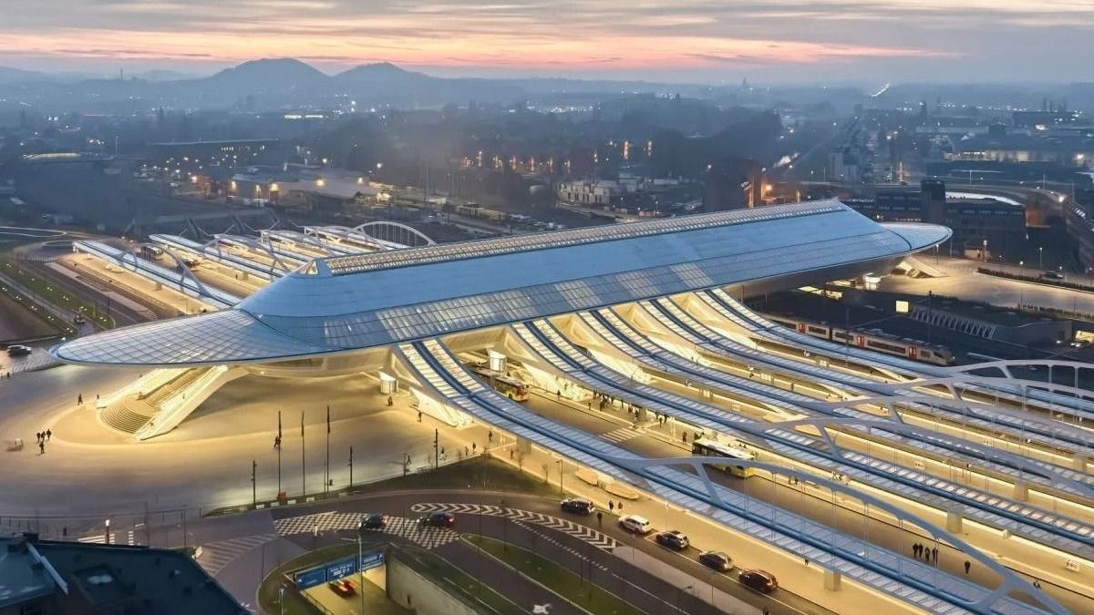 Húsz év után elkészült a grandiózus Gare de Mons pályaudvar, és azonnal bekerült a világ hét legszebb vasútállomása közé 