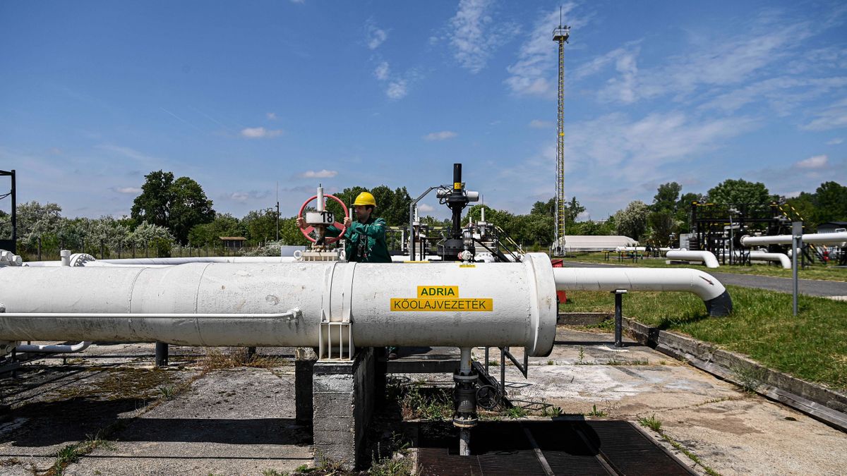 Most lett elég a horvátokból, a Mol és a Slovnaft uniós panaszt tesz a Janaf miatt 