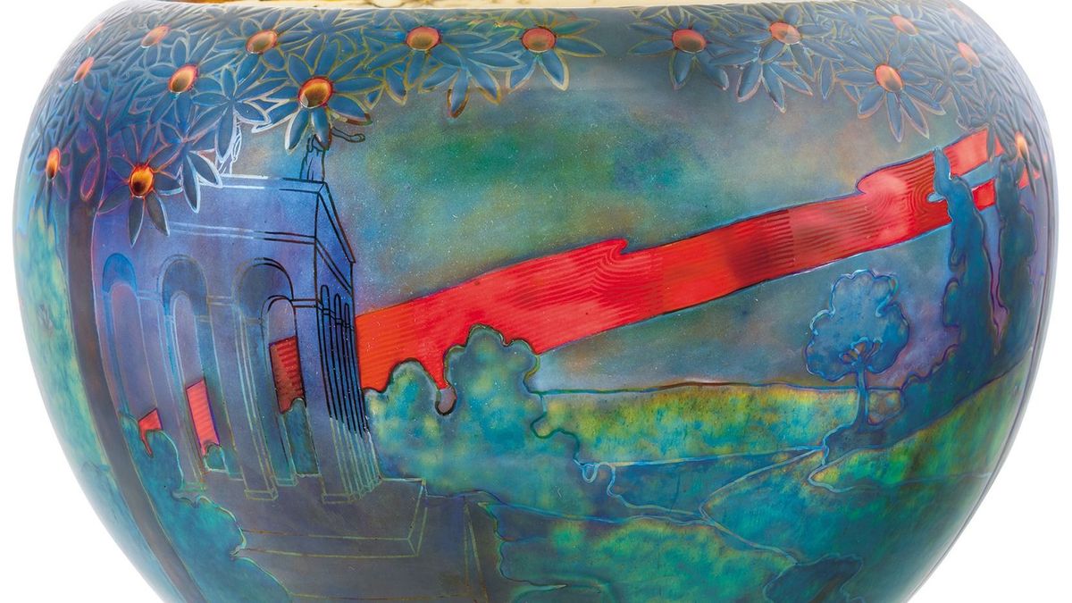 Három porcelán is átlépte a 20 millió forintos álomhatárt egy világszerte is egyedülálló Zsolnay-árverésen 