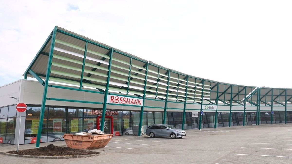 új bevásárlóközpont Miskolcon