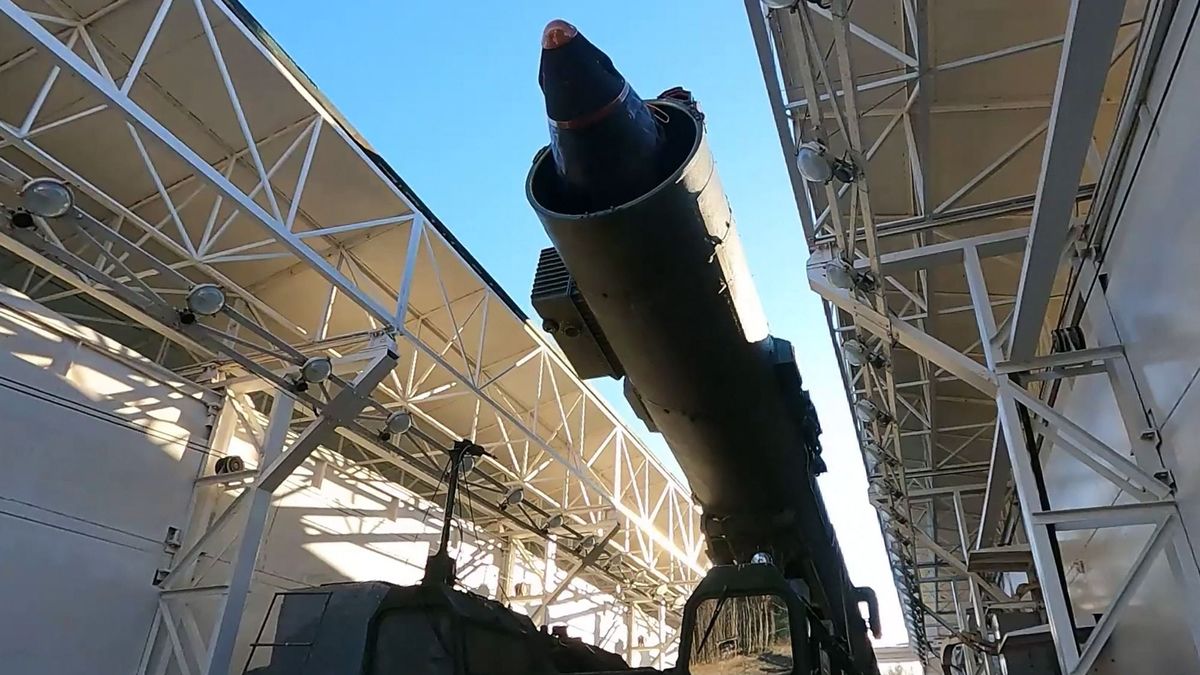 Putyin asztalán a atomterv: Oroszország készen áll a nukleáris fegyverkísérletekre 