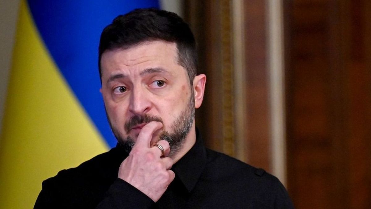 A kormánypárti ukrán sajtó az oroszok nyakába akarja varrni Zelenszkij korrupciós botrányát 