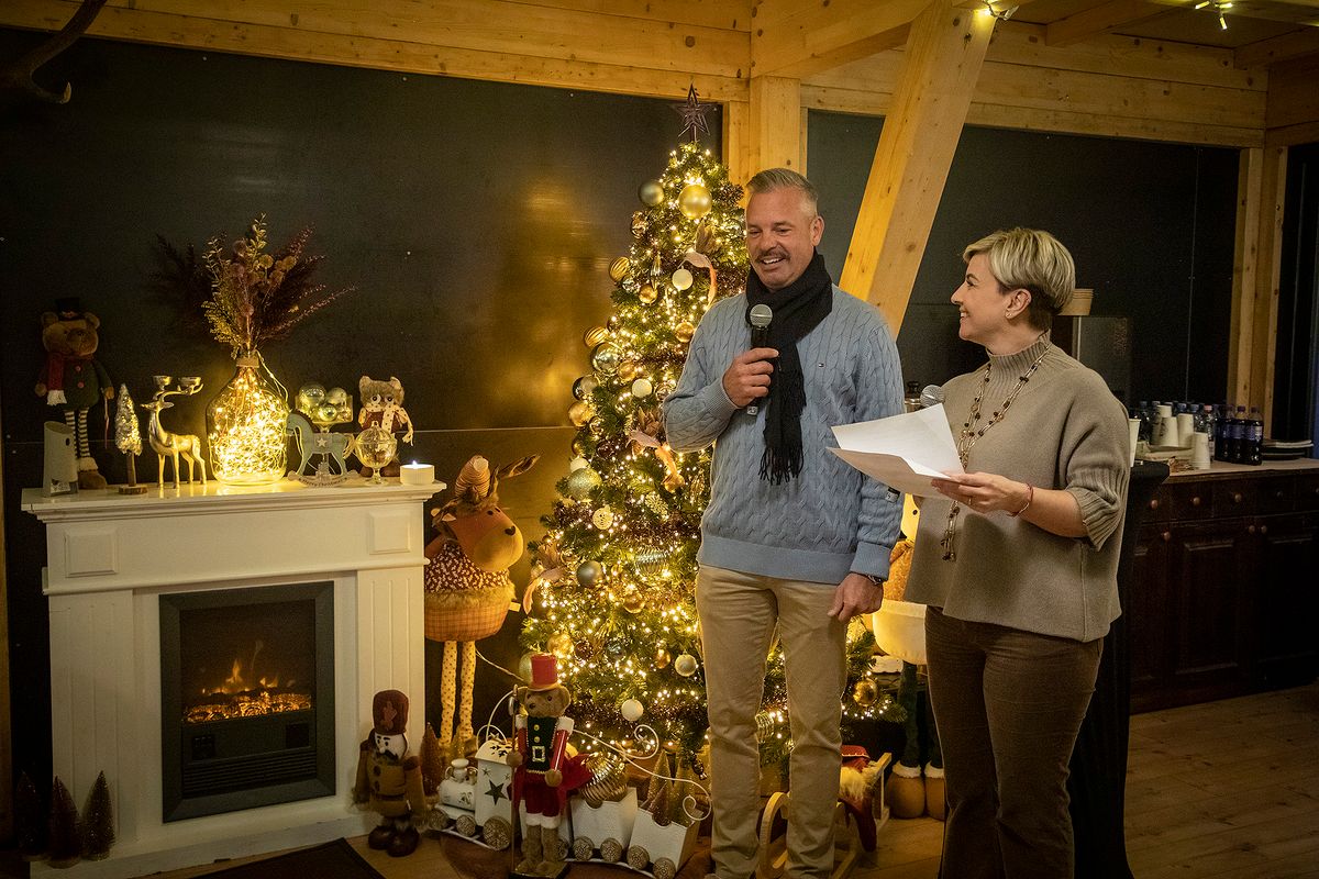 Csonka András, Ábel Anita, karácsonyi vásár