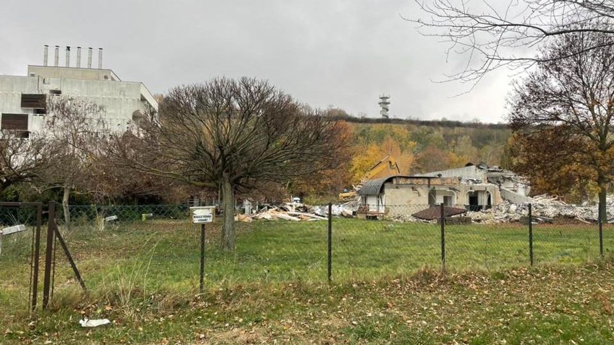 Ennyi volt: elbontják a Balaton legendás szállodáját - már azt is tudni, mi épül a helyére 