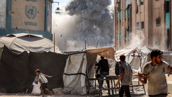 Recseg-ropog a tűzszünet: újra fellángol az erőszak Gázában, miközben Washington menteni próbálja az egyezséget - JD Vance személyesen utazhat a helyszínre