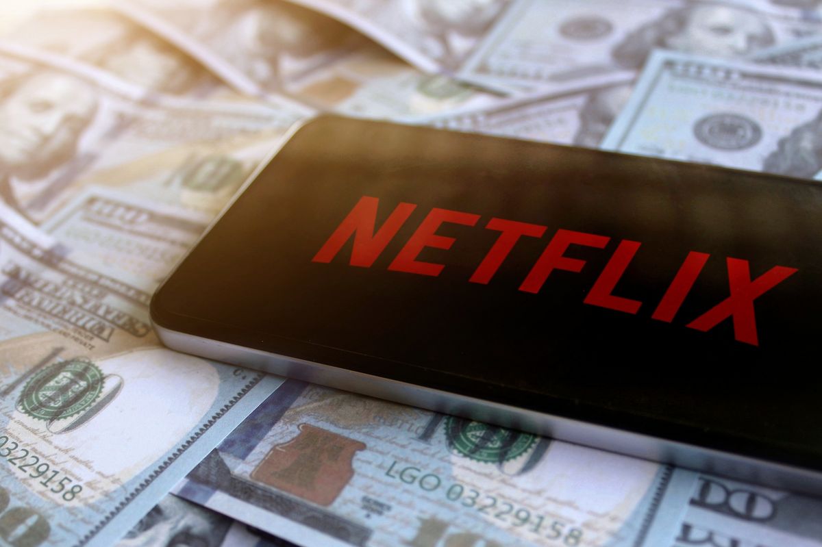 Kiderült mennyit kell dolgozni egy havi Netflix-előfizetésért: elképesztő különbségek vanna már Európán belül is