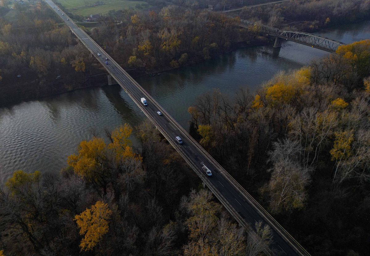 Bejelentették: négysávos hidat építenek a Tisza fölé Algyőnél a szegedi BYD-gyár miatt