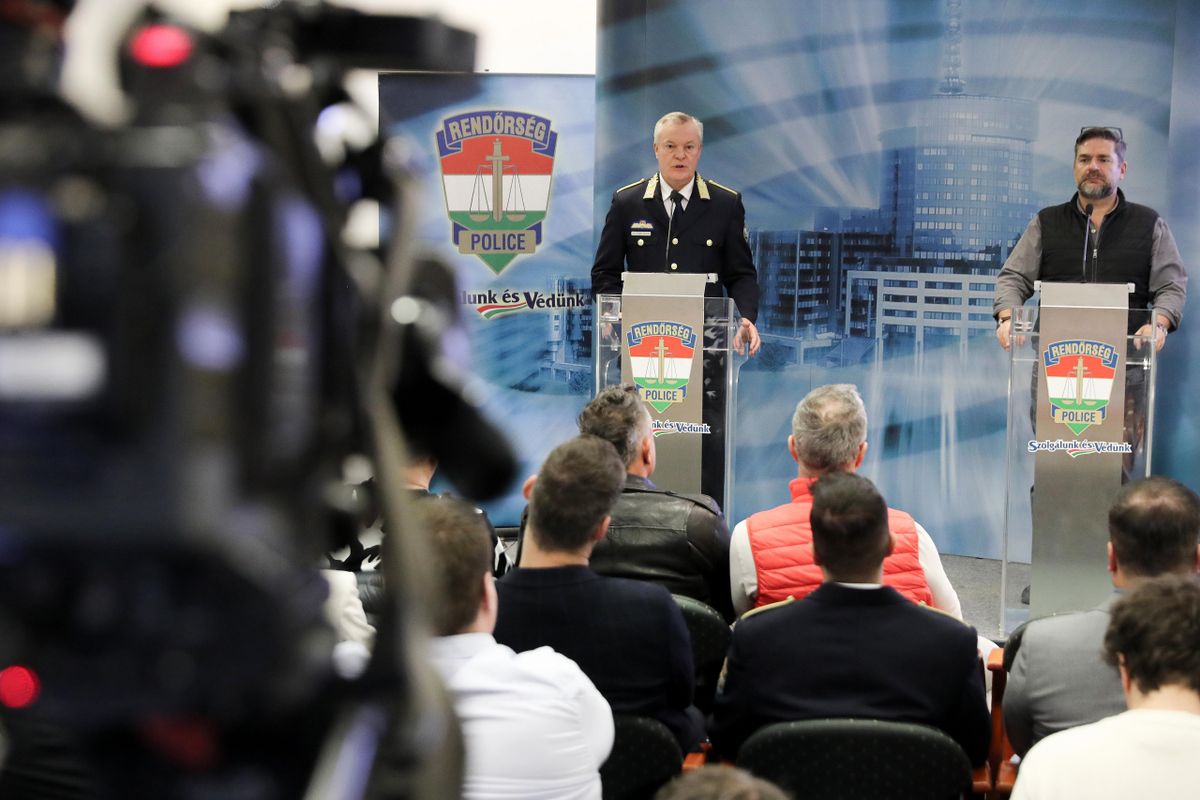 rendőrség, digitális