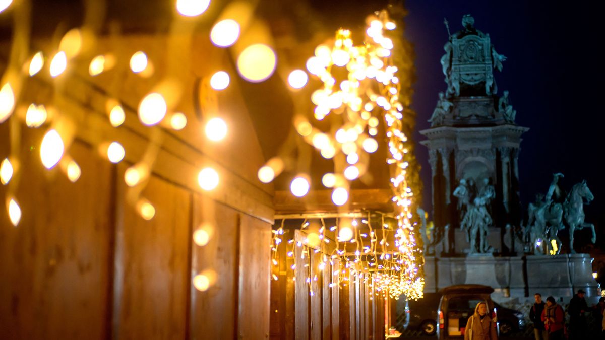 Ez nagyon kínos: elmarad Bécsben az egyik legnépszerűbb karácsonyi vásár – hajmeresztő az oka, miért nem tudják megnyitni az osztrákok 